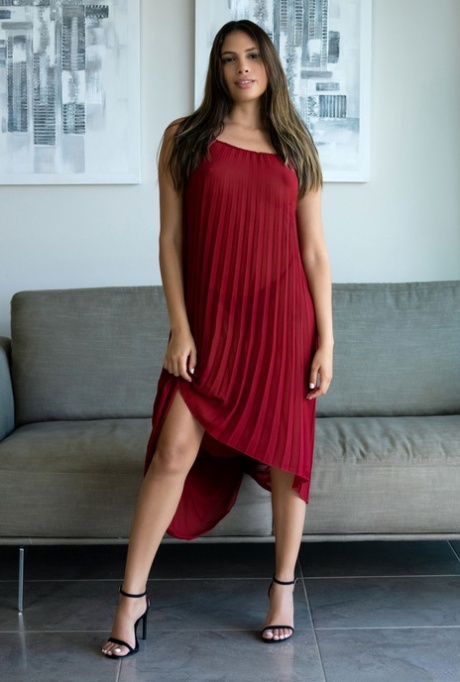 Ardiçli Lüks Escort Partneri Isabella Detayları